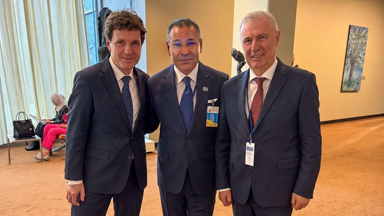 <p>Kamel Ghribi with Nicușor Dan, President of Romania</p>