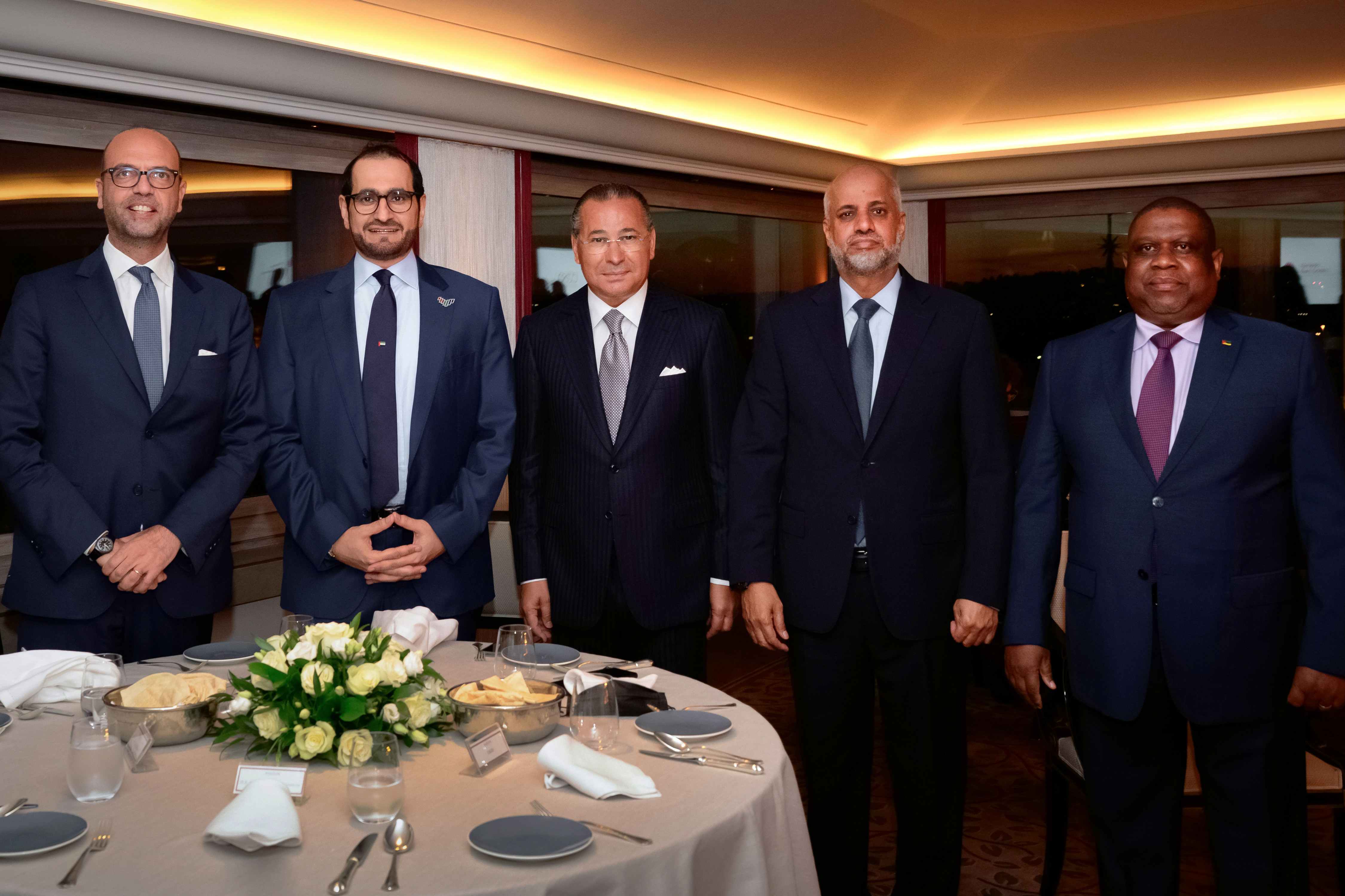 Chairman Kamel Ghribi; Angelino Alfano, President of Policlinico San Donato; H.E. Omar Obeid Mohamed Alhesan Alshamsi, Ambassador of  UAE to Italy; H.E. Ahmed Salim Mohammed Baomar, Ambassador of Oman to Italy; H.E. Cesar Francisco De Gouveia, Ambassador of Mozambique to Italy.