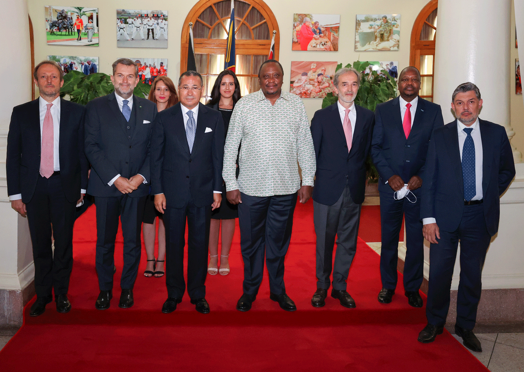 Chairman Kamel Ghribi; H.E. Uhuru Kenyatta, President of Kenya.