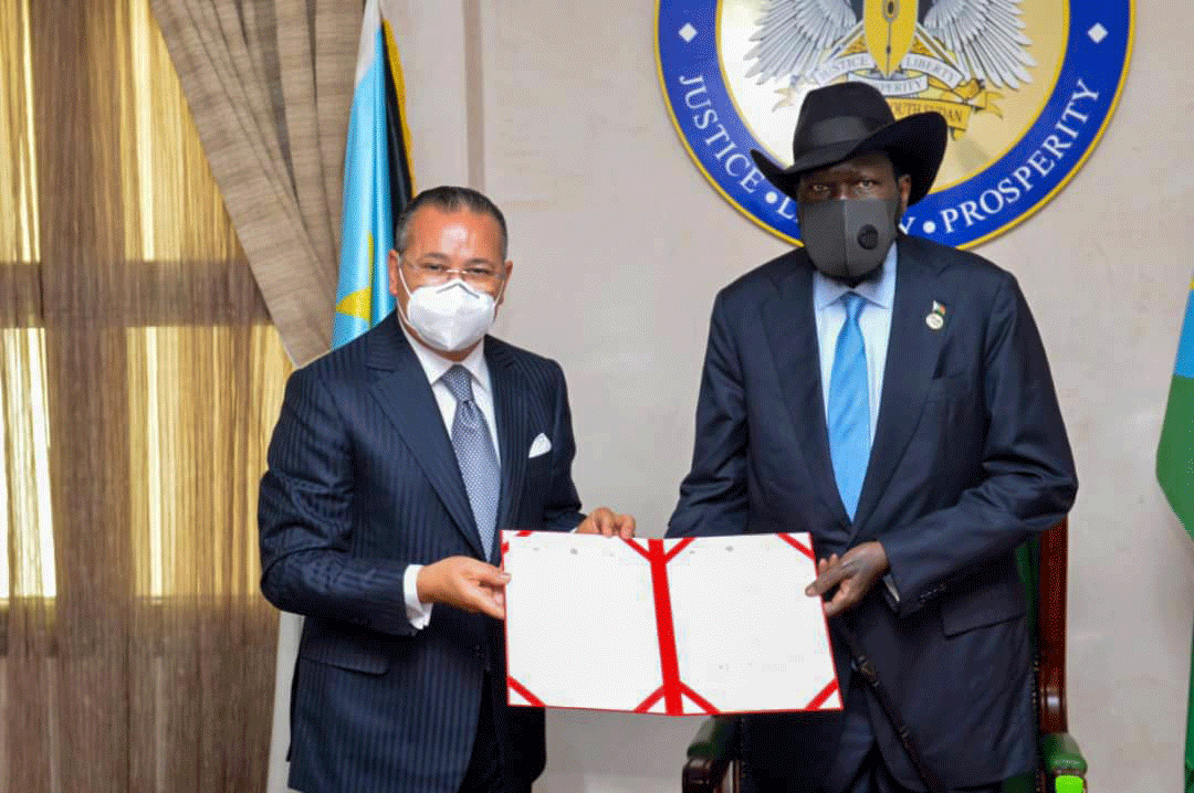 Chairman Kamel Ghribi; H.E. Salva Kiir Mayardit, President of the Republic of South Sudan.
