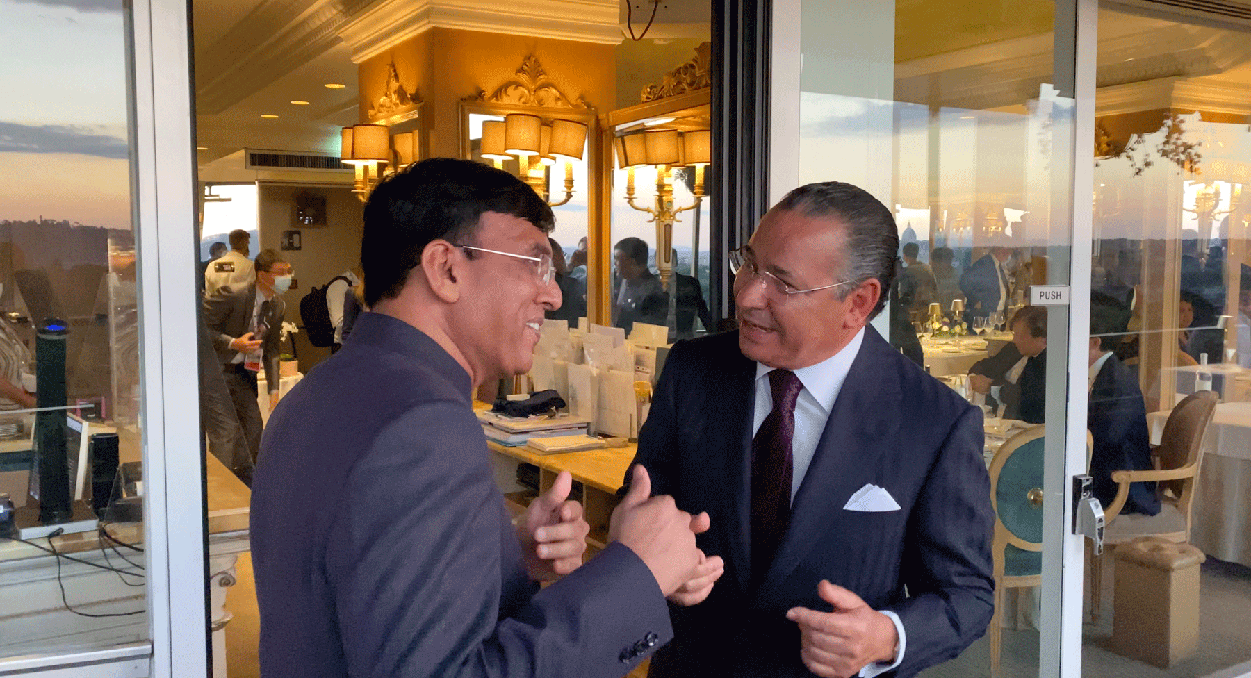 Chairman Kamel Ghribi; Vaibhav Bajaj, Private Secretary to Minister of Health and Family Welfare, Government of India.