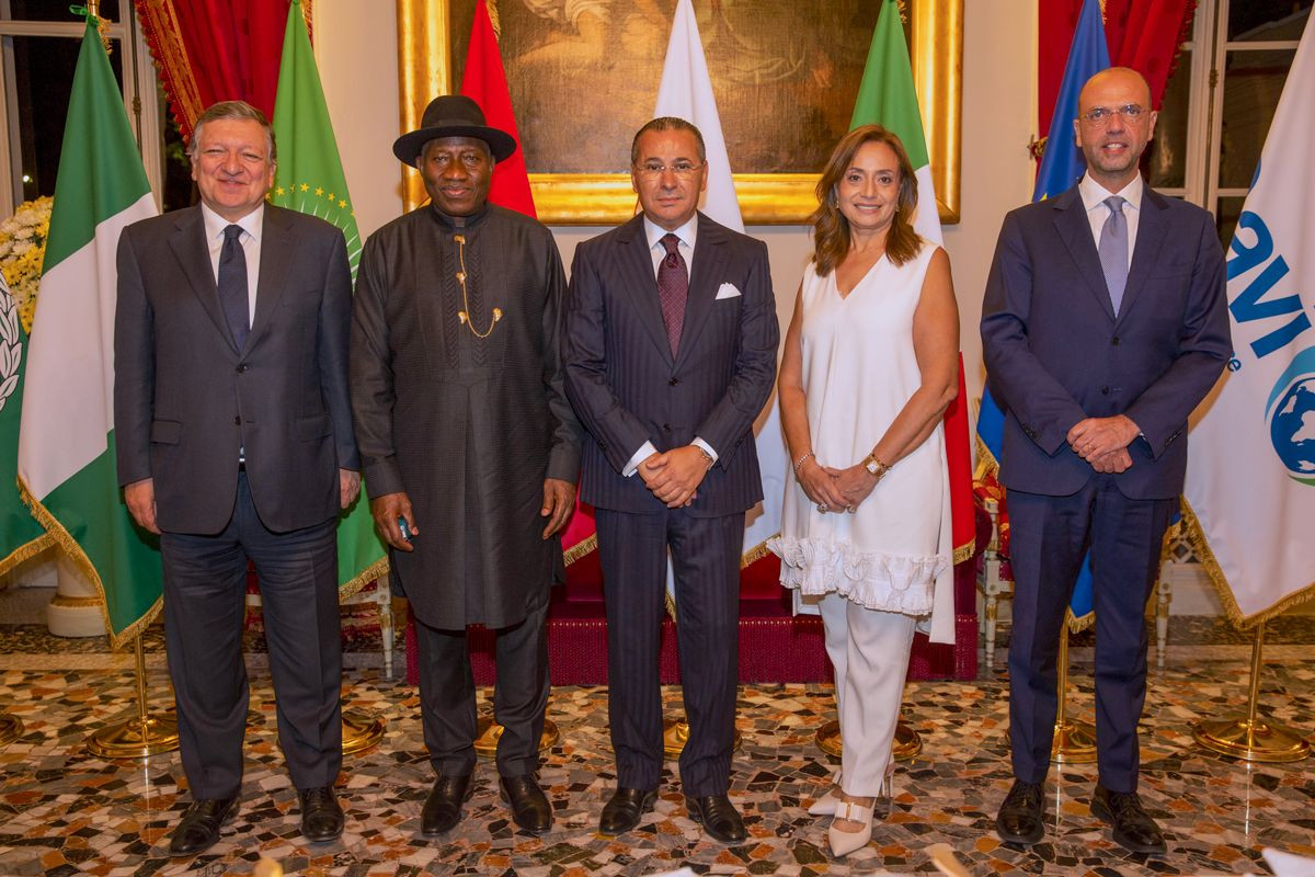 Chairman Kamel Ghribi with Angelino Alfano President of Policlinico San Donato, Italy, Josè Barroso Board Chair, GAVI; Board Chair, Goldman Sachs International , Amani Abou-Zeid African Union Commissioner for Infrastructure and Energy, Goodluck Ebele Jonathan Former President of the Federal Republic of Nigeria.
