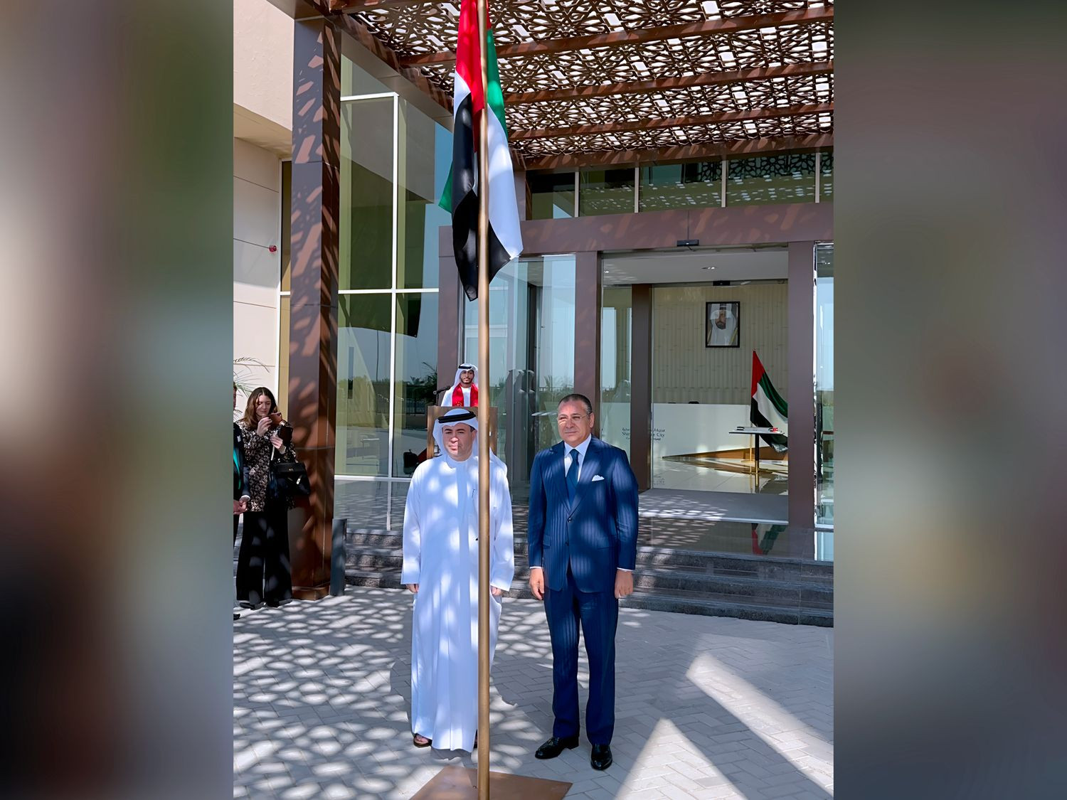 Chairman Kamel Ghribi with H.E. Dr. Abdelaziz Saeed Bin Butti Al Mheiri, Member of Executive Council, Chairman of Sharjah Health Authority.