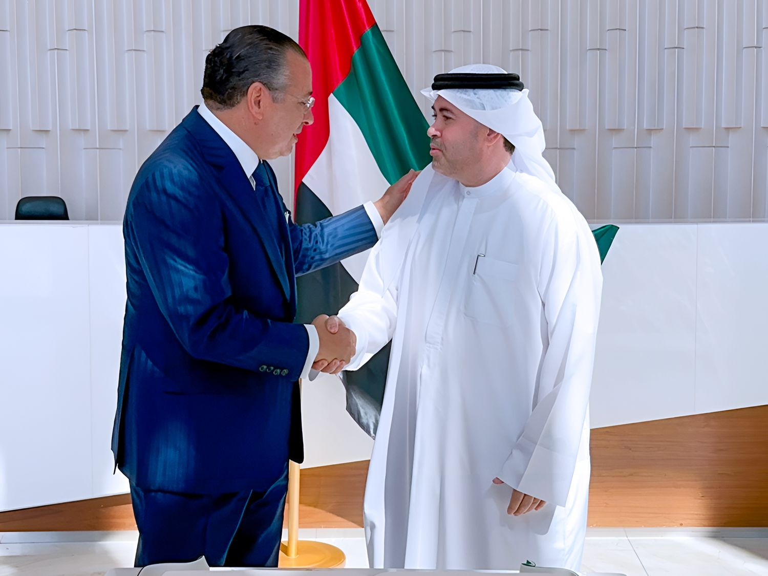 Chairman Kamel Ghribi with H.E. Dr. Abdelaziz Saeed Bin Butti Al Mheiri, Member of Executive Council, Chairman of Sharjah Health Authority.