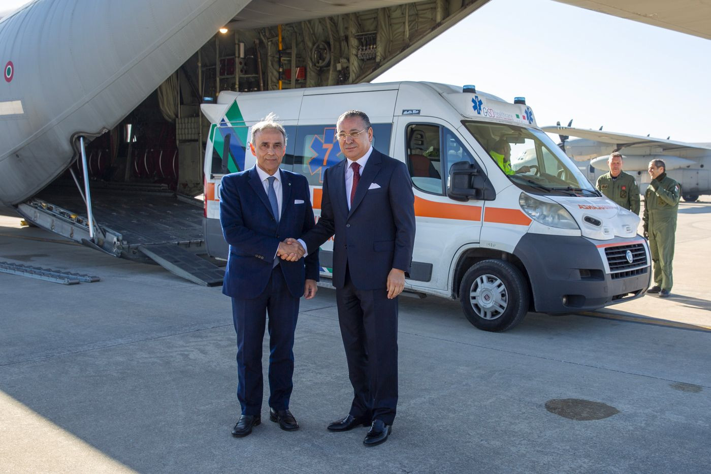 Italian aid for Syria leaves Pisa airport.