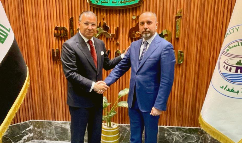 Kamel Ghribi with Ammar Musa Kadhim, Mayor of Baghdad.