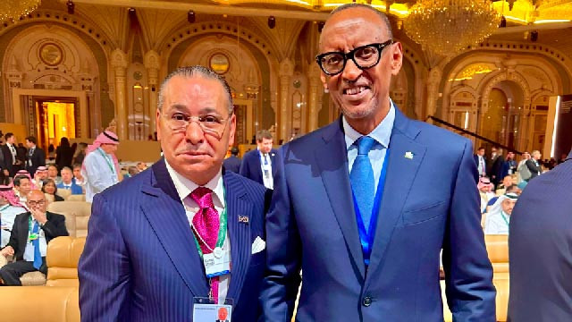 Kamel Ghribi with Paul Kagame, President of Rwanda.