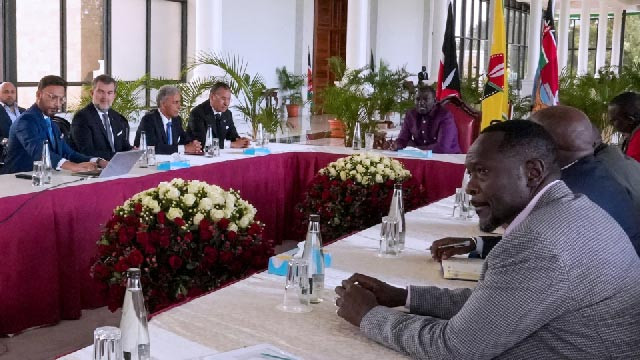 Kamel Ghribi with H.E. William Samoei Ruto, President of the Republic of Kenya.