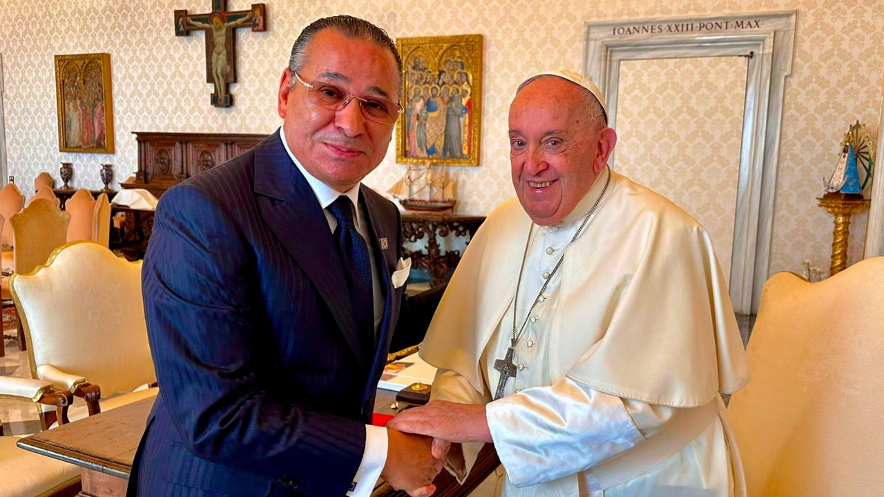 Kamel Ghribi with His Holiness Pope Francis.