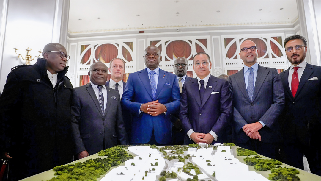 Kamel Ghribi with H.E. Brice Clotaire Oligui Nguema, President of Gabon and Régis Onanga Ndiaye, Foreign Minister of Gabon
