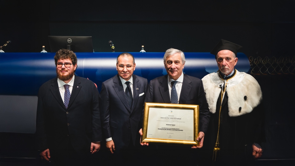 Antonio Tajani riceve la laurea honoris causa all’Università Salute San Raffaele